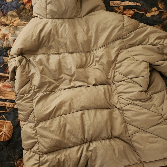 Womens Columbia coat - Picture 4 of 4